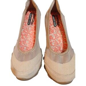 Women's Faded Glory Size 7 Suede Memory Foam Slip on Shoes - Beige Tan